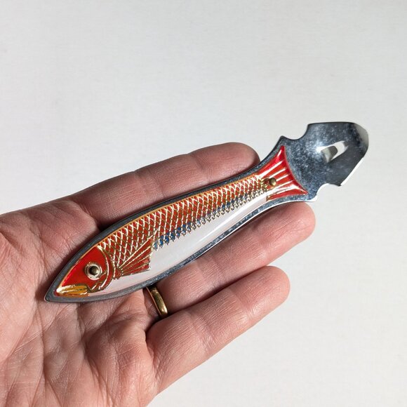 Colourful metal fish bottle opener, fishing buddy gift stocking stuffer - Picture 5 of 7